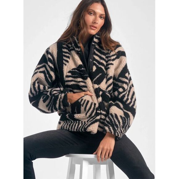 Elan Ember Sherpa Coat in Black and Beige Size S - Picture 2 of 11